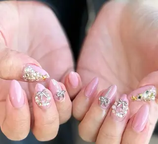 ネイル 新山 聖のネイルデザイン