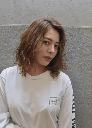 ミディアム カラー ✨髪質改善縮毛矯正✨ 宇田川修平のヘアスタイル