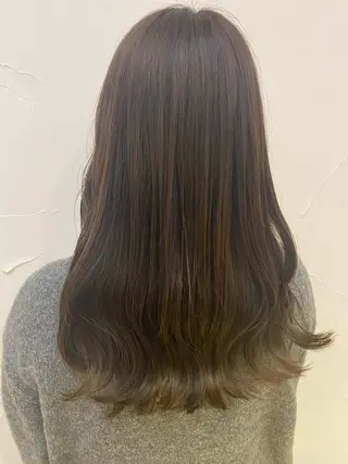 ロング 浦田真代 ／ショートのヘアスタイル