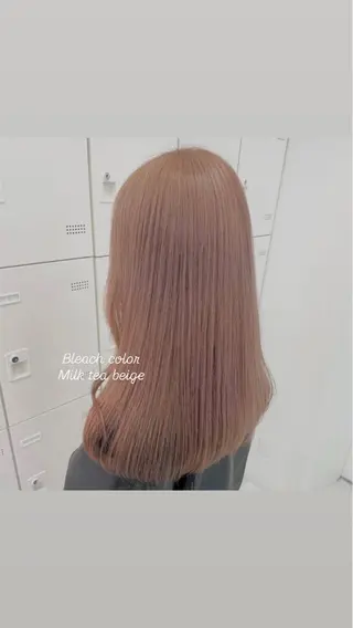 ミディアム カラー 🤍💕ブリーチカラ ーAyaka💕🤍のヘアスタイル