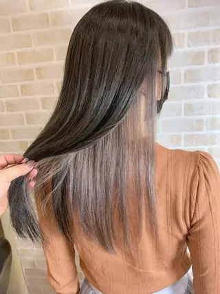 セミロング カラー 薄田 珠美のヘアスタイル