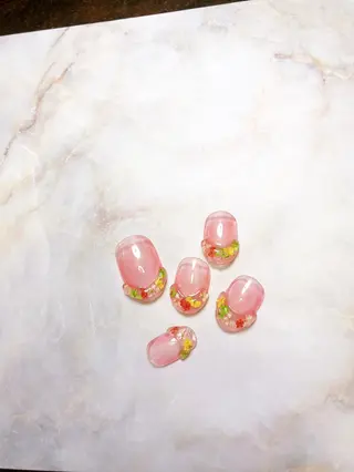 ネイル mano nella manoのネイルデザイン