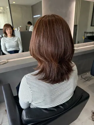 セミロング 鈴木 未歩のヘアスタイル