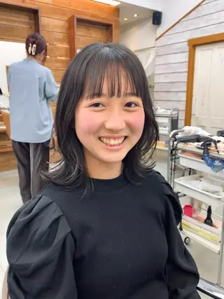 ミディアム サトウ リョウのヘアスタイル