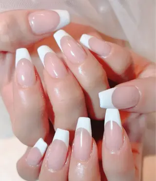 ネイル LUCE 伊藤 光梨のネイルデザイン