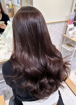 ロング 透明感/艶カラー 🫧 ユイナのヘアスタイル