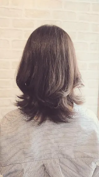 ミディアム カラー 金曽 (天方) 美子のヘアスタイル