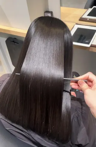 パーマ リピート90%超/縮 毛矯正/髪質改善井口のヘアスタイル