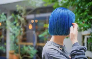 ショート カラー 安藤悠里/ハイトーン /デザインカラーのヘアスタイル