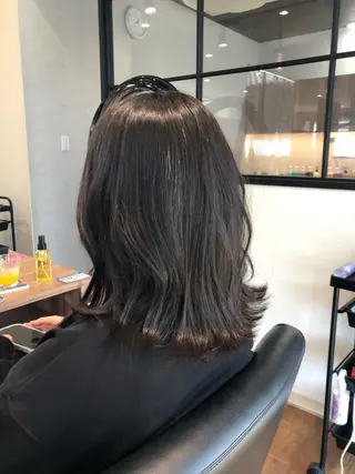 ミディアム 大川 優佳のヘアスタイル