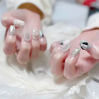 ネイル 鈴木 奈穂子のネイルデザイン