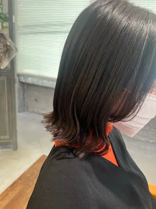 ショート カラー ヘアアレンジ bh.maara デザイン／ハイトーンのヘアスタイル