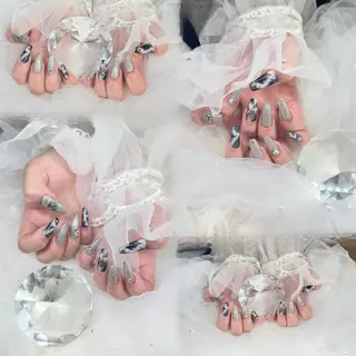 ネイル le'a スタッフのネイルデザイン