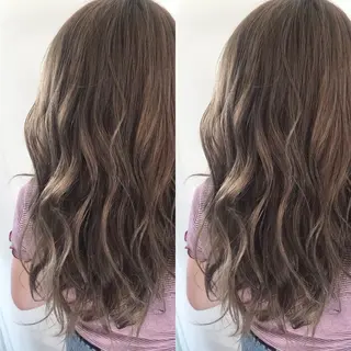 セミロング カラー 小栗 麻衣のヘアスタイル