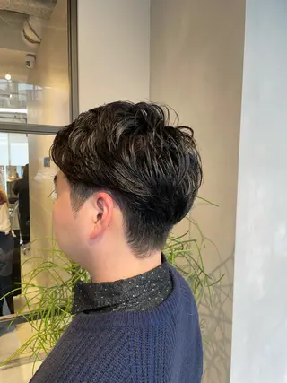 ショート メンズ 渋谷レイヤーカット/ 暖色艶カラー🩵高橋のヘアスタイル