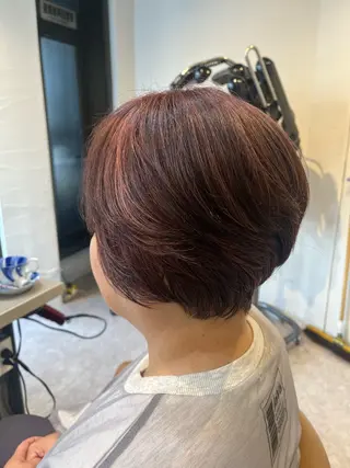 ショート カラー うしだ かおるのヘアスタイル