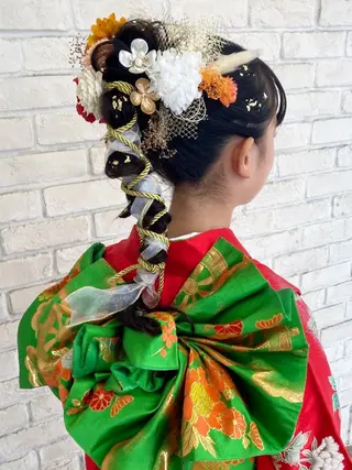 キッズ あやかショート 白髪ぼかしのヘアスタイル