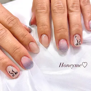 ネイル Honey me ❁⃘*.゚のネイルデザイン
