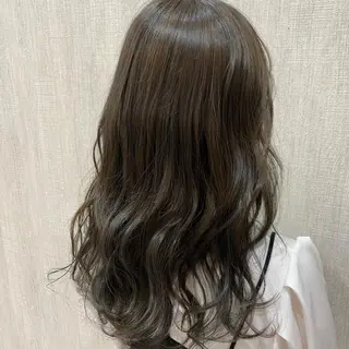 ロング カラー 🫧透け感⋆艶髪💎 山口アヤカのヘアスタイル