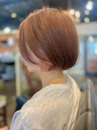 ショート Julia🖤 縮毛矯正🌬️🩵のヘアスタイル