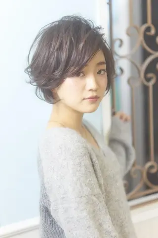 ショート カラー 🐱higajo🐱 比嘉門(ヒガジョウ)のヘアスタイル