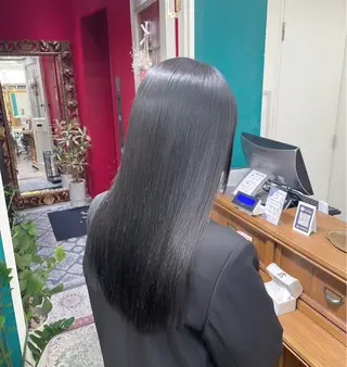 ロング gite KOHOKU所属・髪質改善レイヤー/ 雨のヘアスタイル