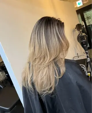 セミロング カラー ROBIN所属・指名数No.1 /NAOYAのヘアスタイル