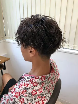 ショート カラー パーマ メンズ 関西センターパート メンズモデル募集のヘアスタイル