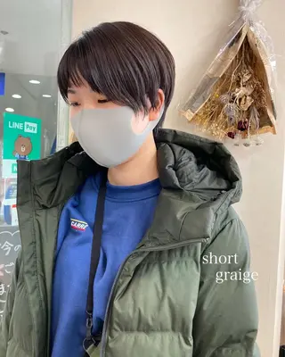 ショート カラー 初めてのショート お任せください✂️のヘアスタイル