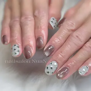 ネイル NuaN ミニモ停止中のネイルデザイン