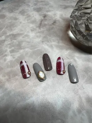 ネイル 長谷川 奈緒美のネイルデザイン