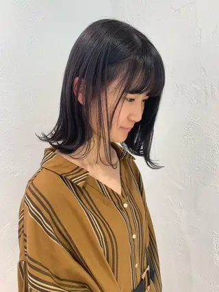 ミディアム カラー ヘアアレンジ 🫧透明感カラー/ ボブ/小笠原汐海🪽のヘアスタイル