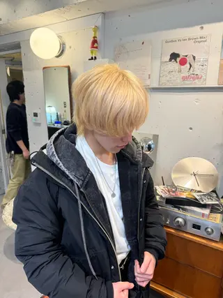 ショート カラー メンズ 黒田 千晴のヘアスタイル