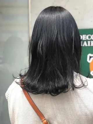 セミロング 國次 夕貴のヘアスタイル