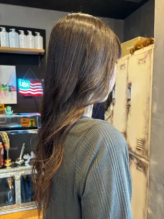 ロング 田中 綾乃のヘアスタイル