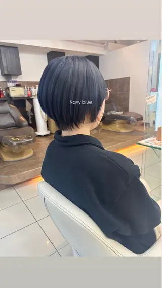ショート ブリーチ透明感カラー /レイヤー👗しずかのヘアスタイル