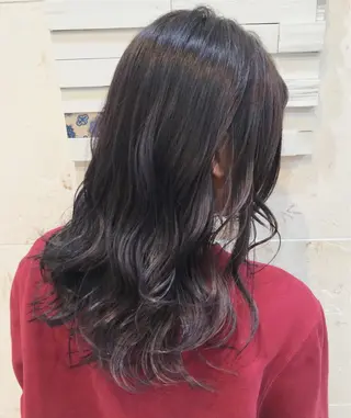 セミロング カラー 💘カラー人気No. 1💘SAYAのヘアスタイル