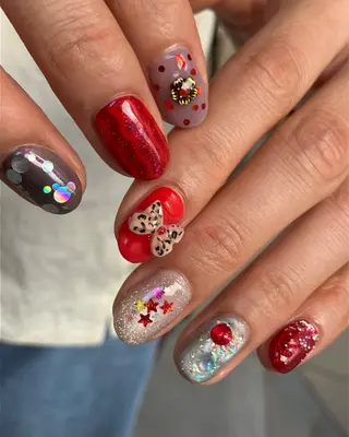 ネイル SUNNY NOEMIのネイルデザイン