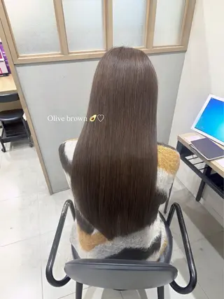 ロング ♡🎀垢抜け透明感 カラーaomi🐇♡のヘアスタイル