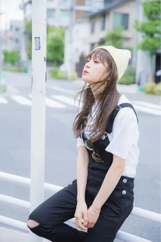 セミロング 所渉/韓国レイヤー /ウルフカットのヘアスタイル