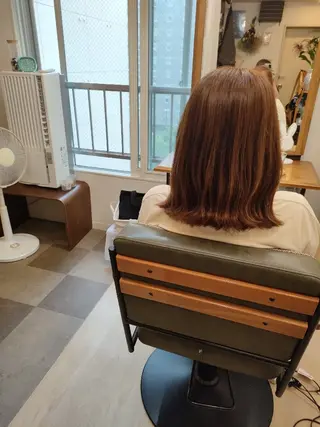 ミディアム カラー ヘアアレンジ HempBeauty 浅野アサミのヘアスタイル