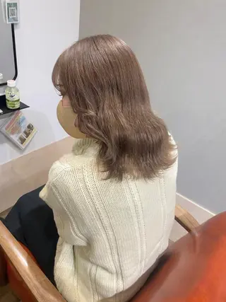セミロング カラー otoha✳︎ くすみ艶カラーのヘアスタイル