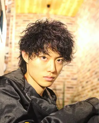 ミディアム 石鳶 勝のヘアスタイル