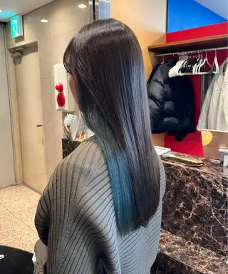 ロング カラー saya kaのヘアスタイル