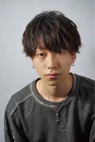 ミディアム カラー HIRO銀座　三上 東真のヘアスタイル