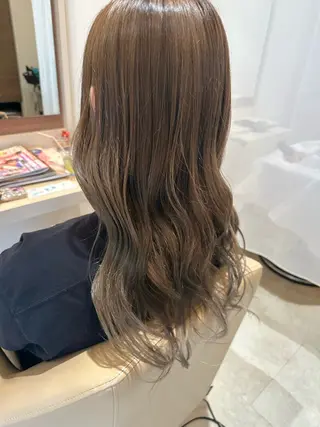 カラー 古川 桃香のヘアスタイル