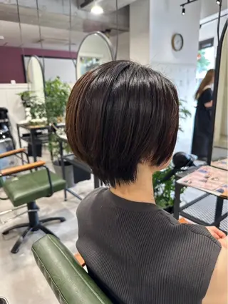 ショート カラー 平尾/艶カラー/フェ ードカット/中川誠大のヘアスタイル