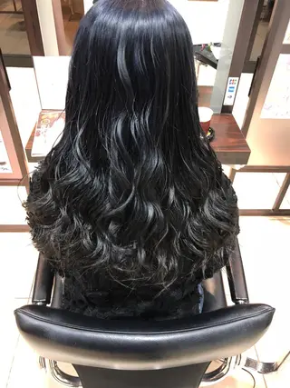 ロング カラー 手塚 亮汰のヘアスタイル