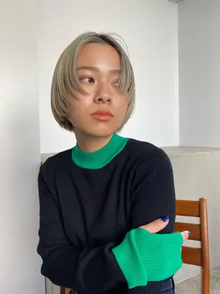 ショート カラー Hayashi Shioriのヘアスタイル