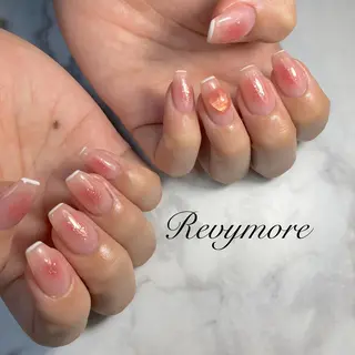 ミディアム ネイル nail salon Revymoreのネイルデザイン